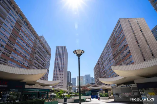 Dalle et tours des Olympiades dans le 13e arrondissement